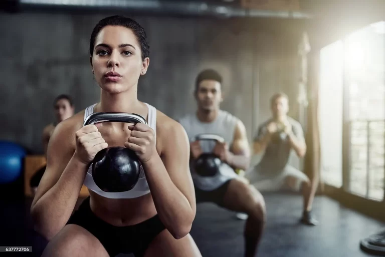Gym Workout Routine for Women to Build Muscle & Burn Fat